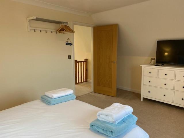 Stylish Contemporary Seaside Holiday Home With 5 Bedrooms, Sea View, Parking And Ev Point Herne Bay Εξωτερικό φωτογραφία